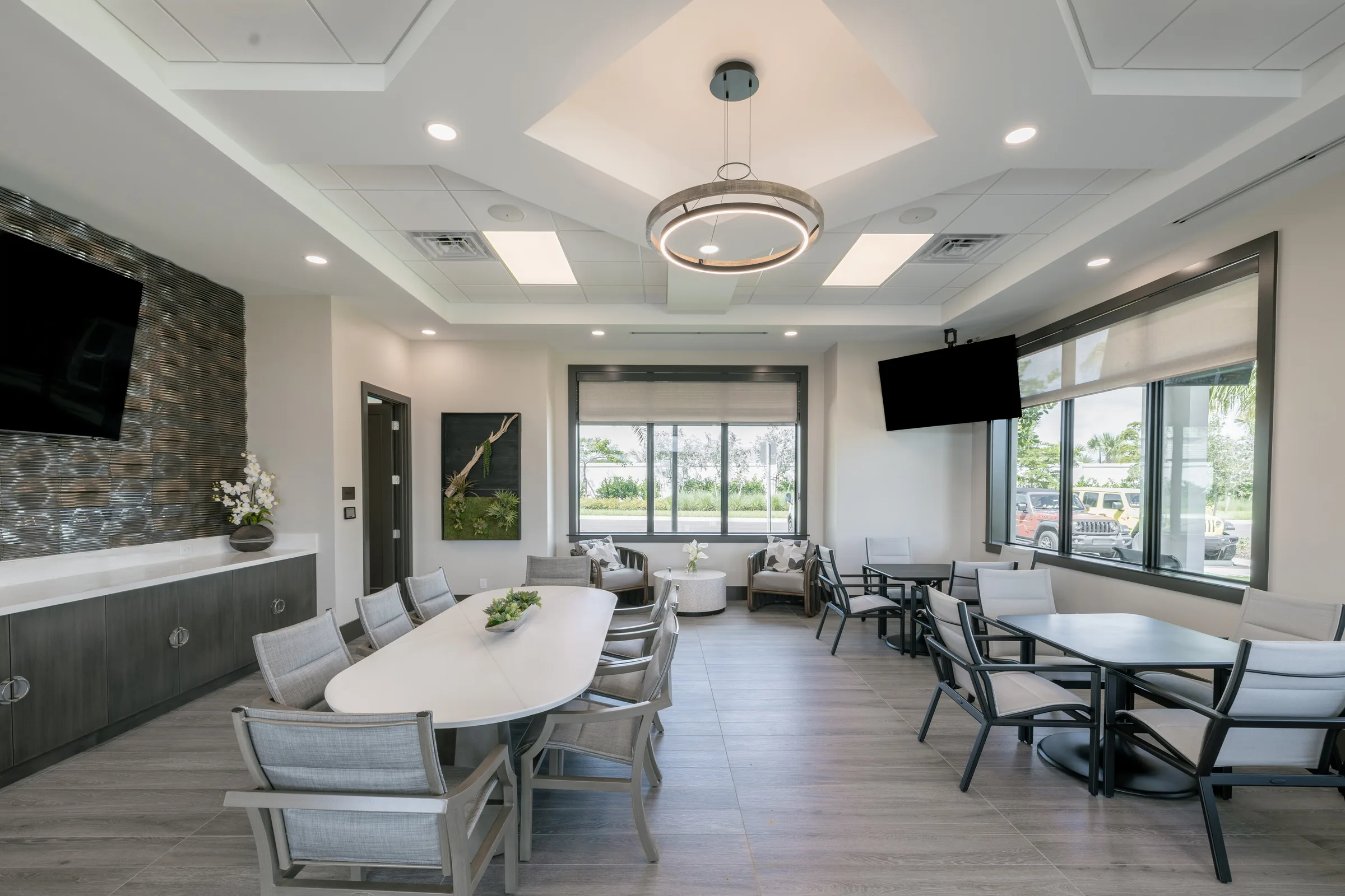 Interior lounge of the Caymas Sports Center, Naples.