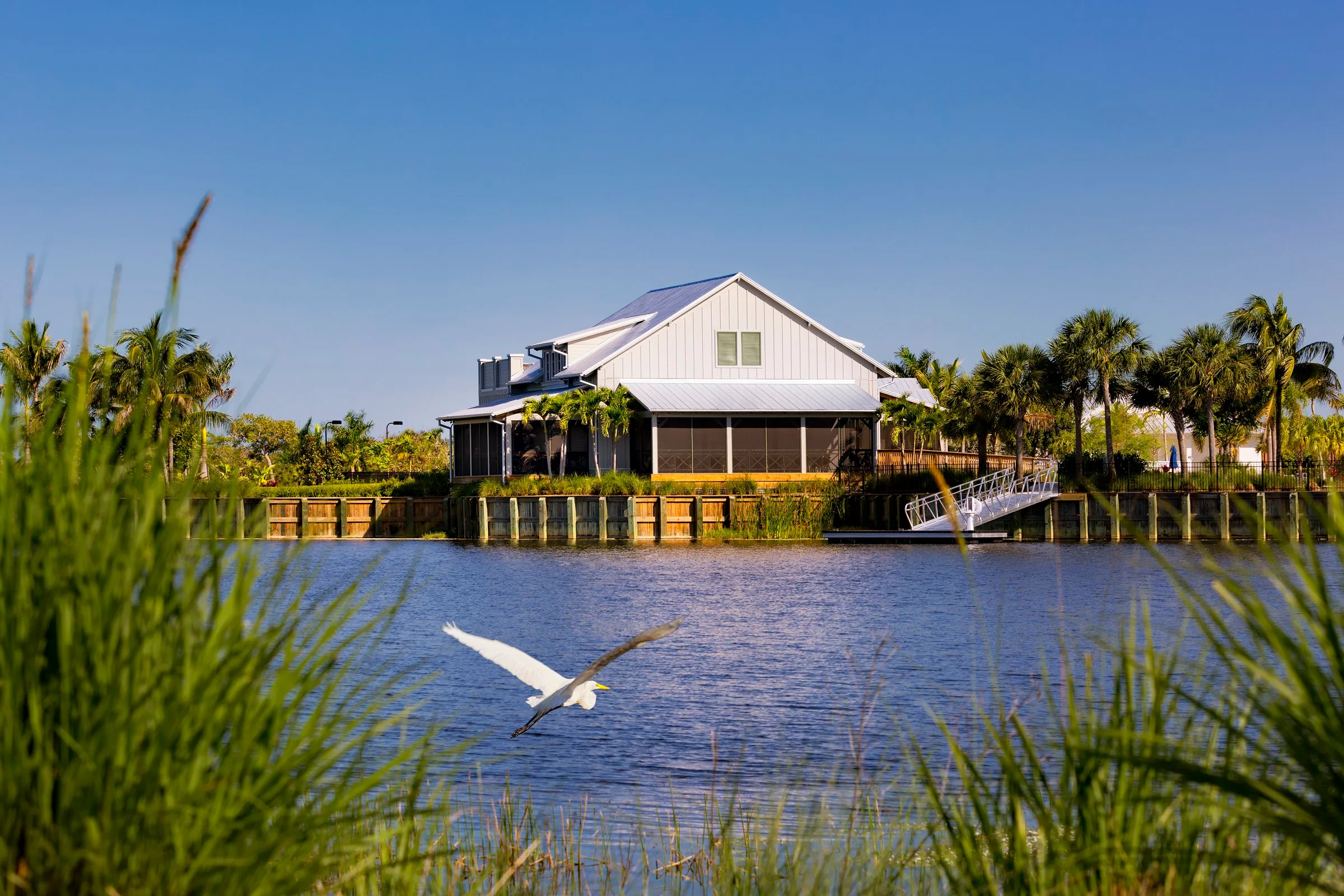 The Overlook Bar & Grill on the Cypress Waterway