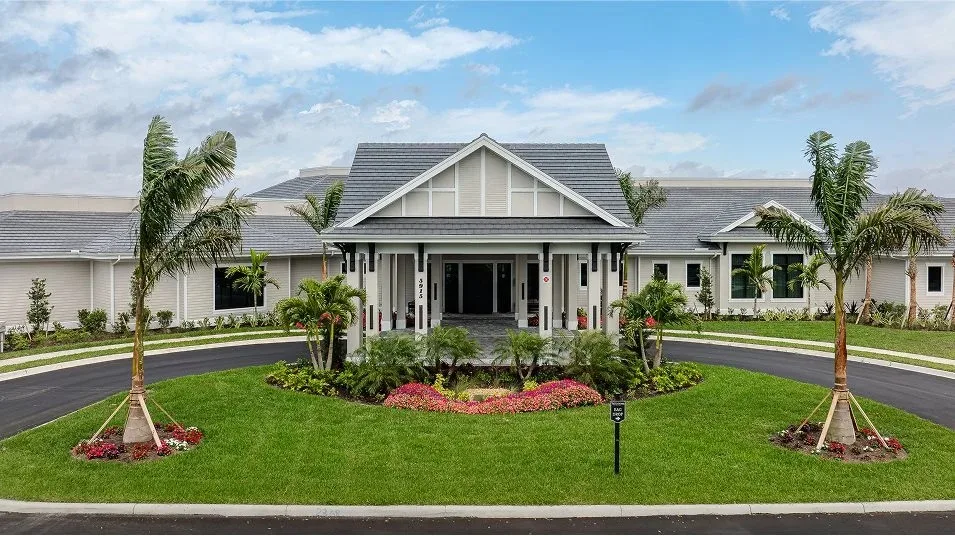 Clubhouse main entry exterior at The National Golf & Country Club (official Lennar).