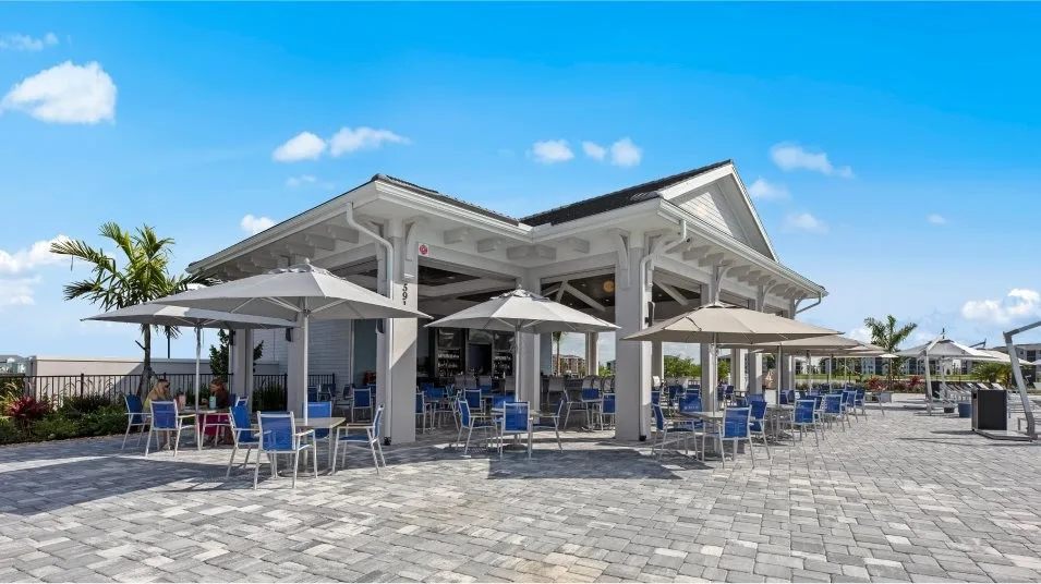 Pool tiki bar amenity at The National Golf & Country Club (official Lennar).