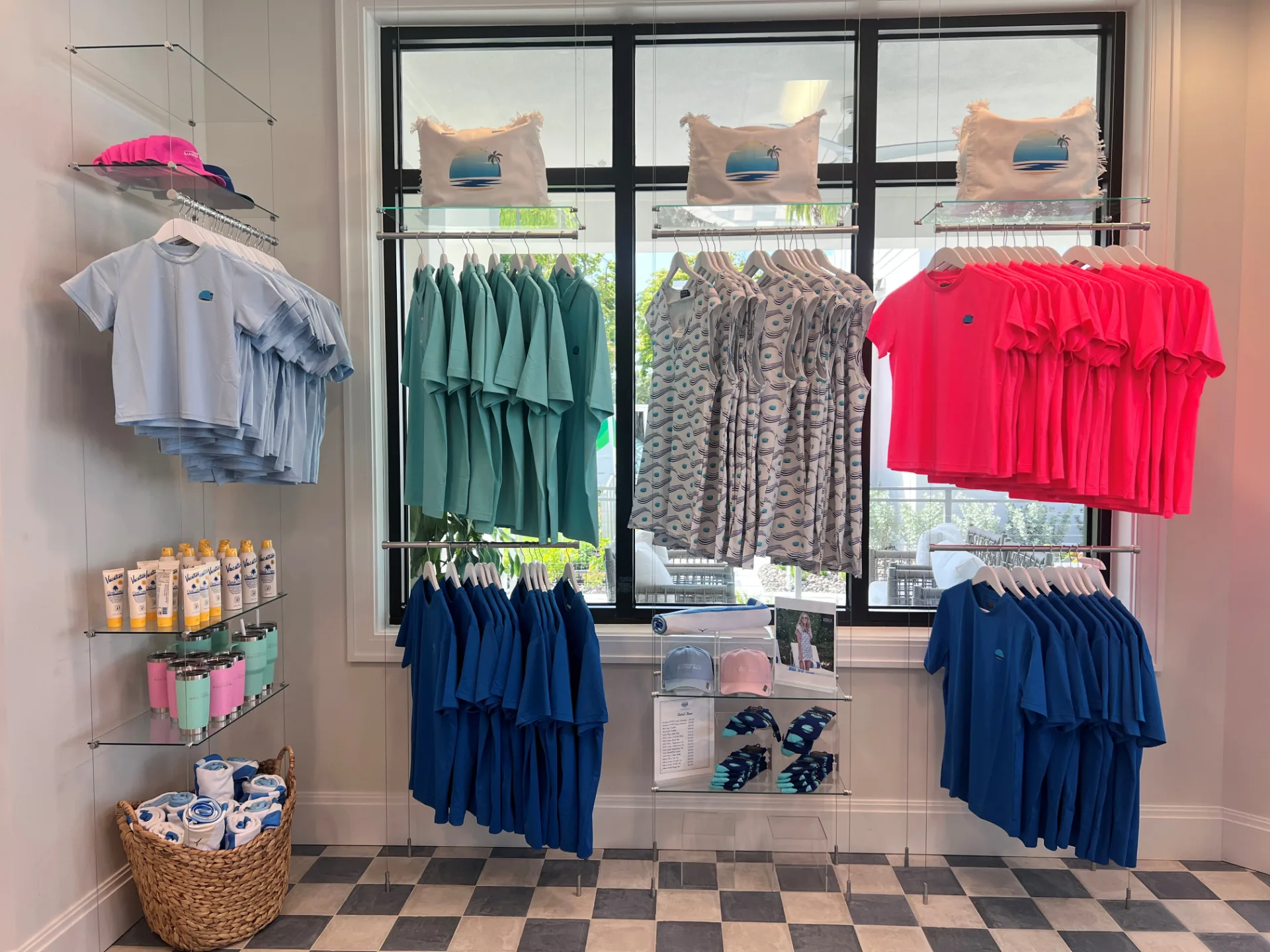 Osprey Cove retail shop at The Club at Barefoot Beach (official).