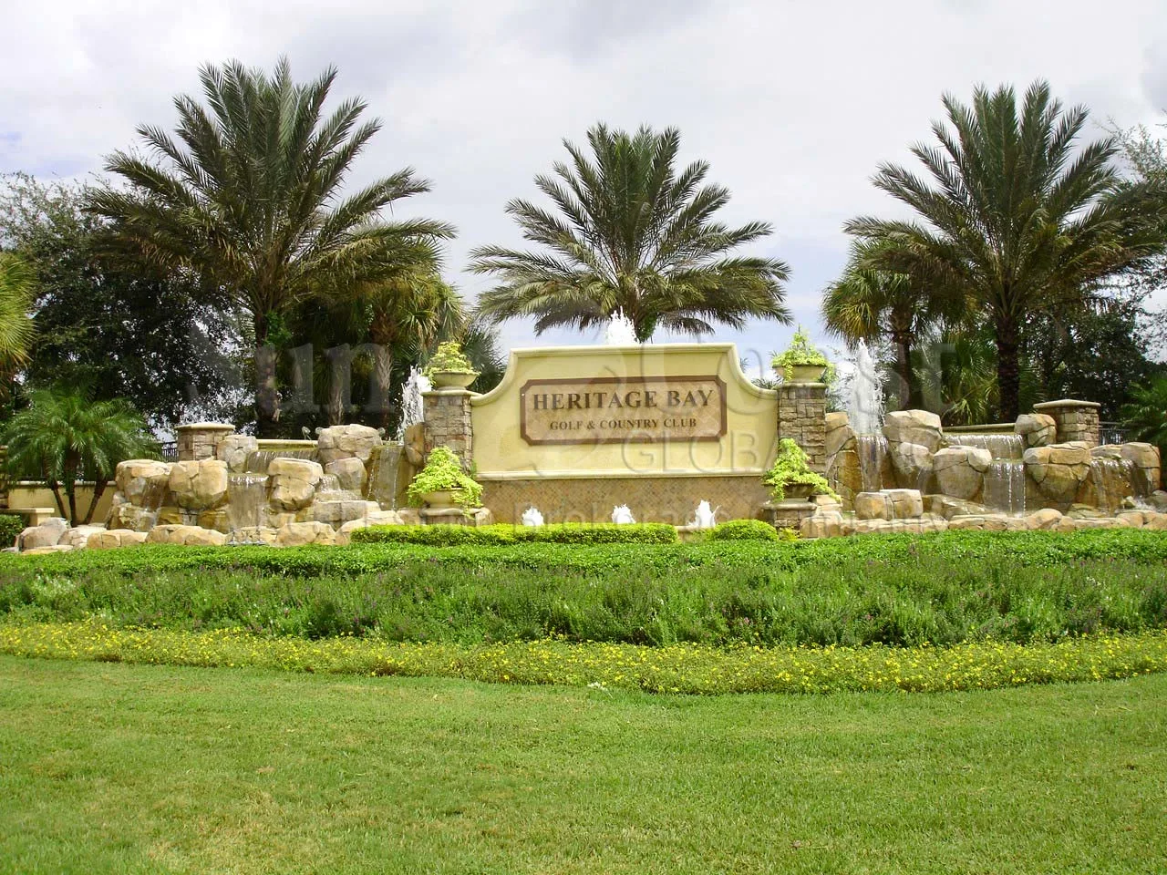 Heritage Bay Golf & Country Club entrance monument