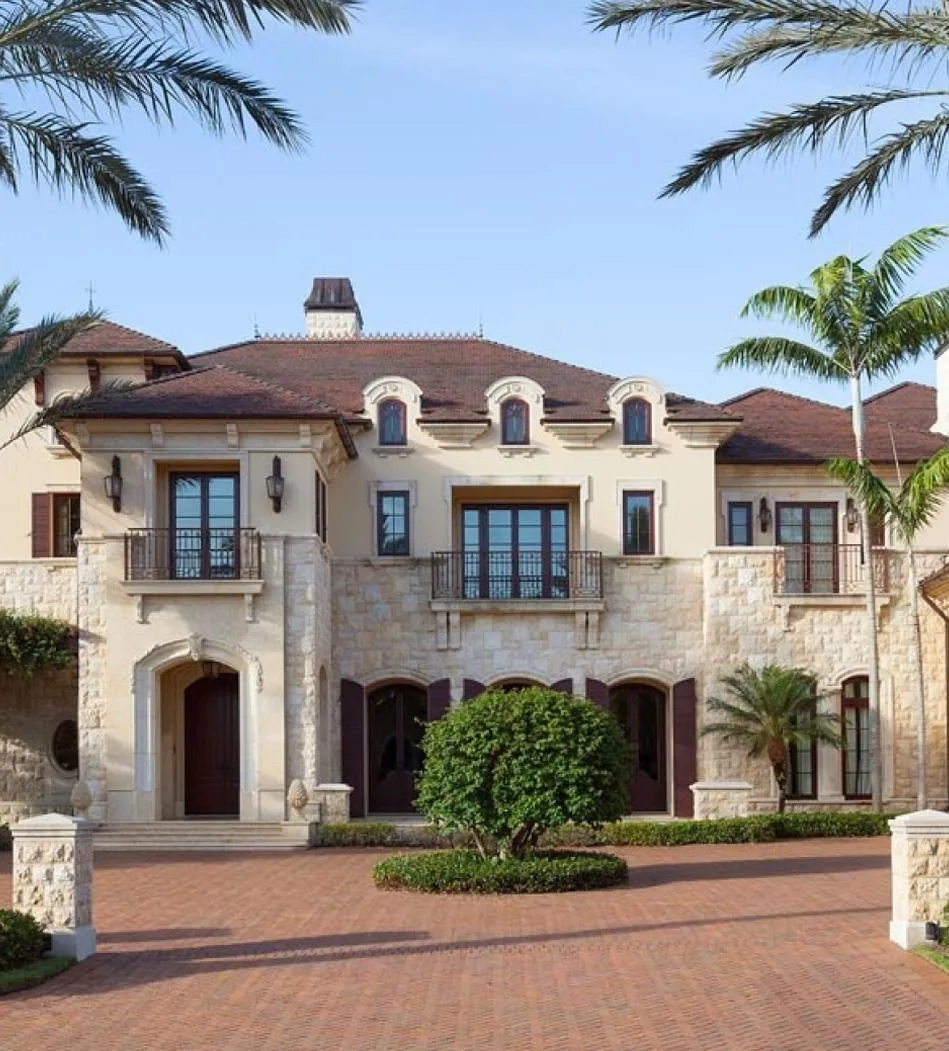 Estates at Bay Colony Golf Club (official Our Community page).