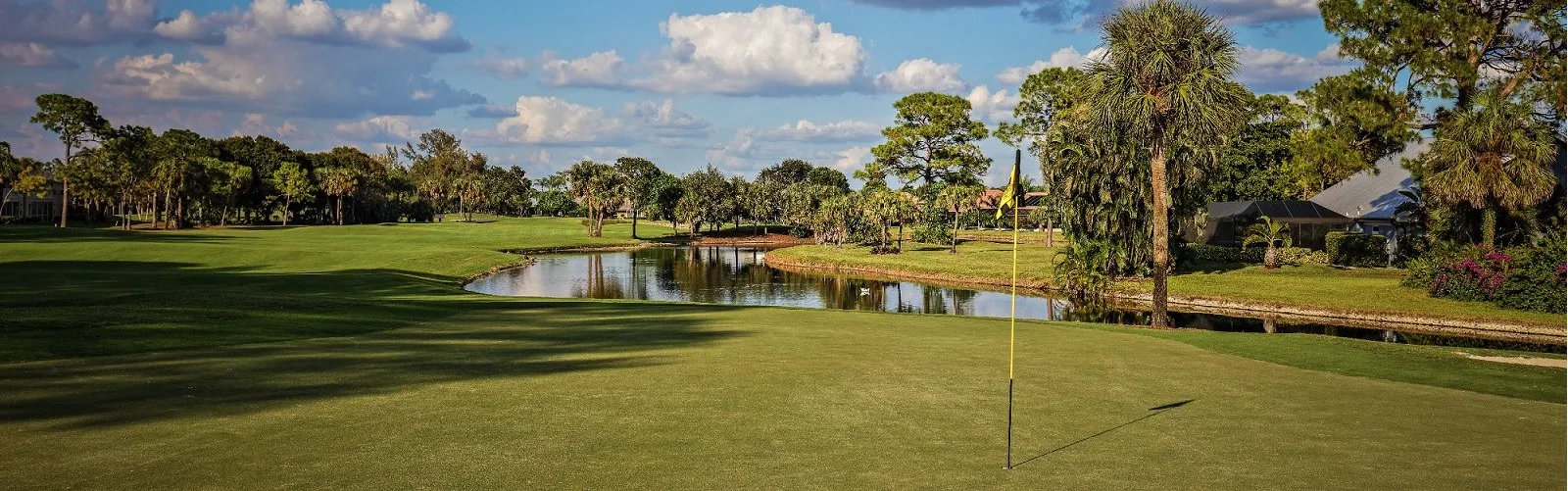 Hole 2 at Imperial Golf Club (official).