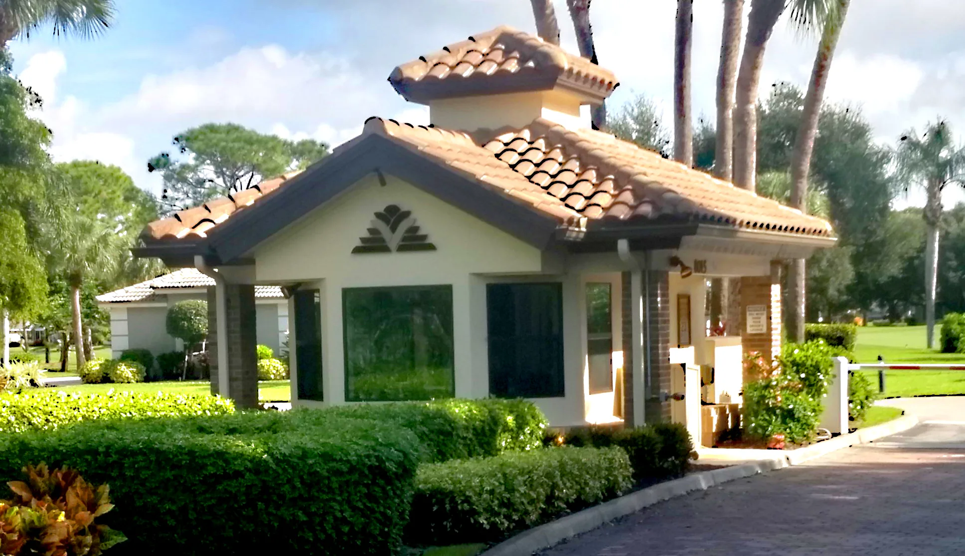 Gatehouse at The Vines Estero Country Club (official association).