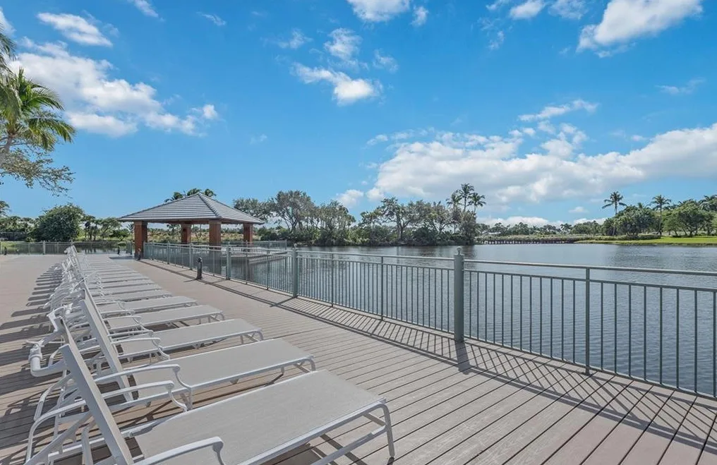 Fiddler's Creek lakeside sun deck