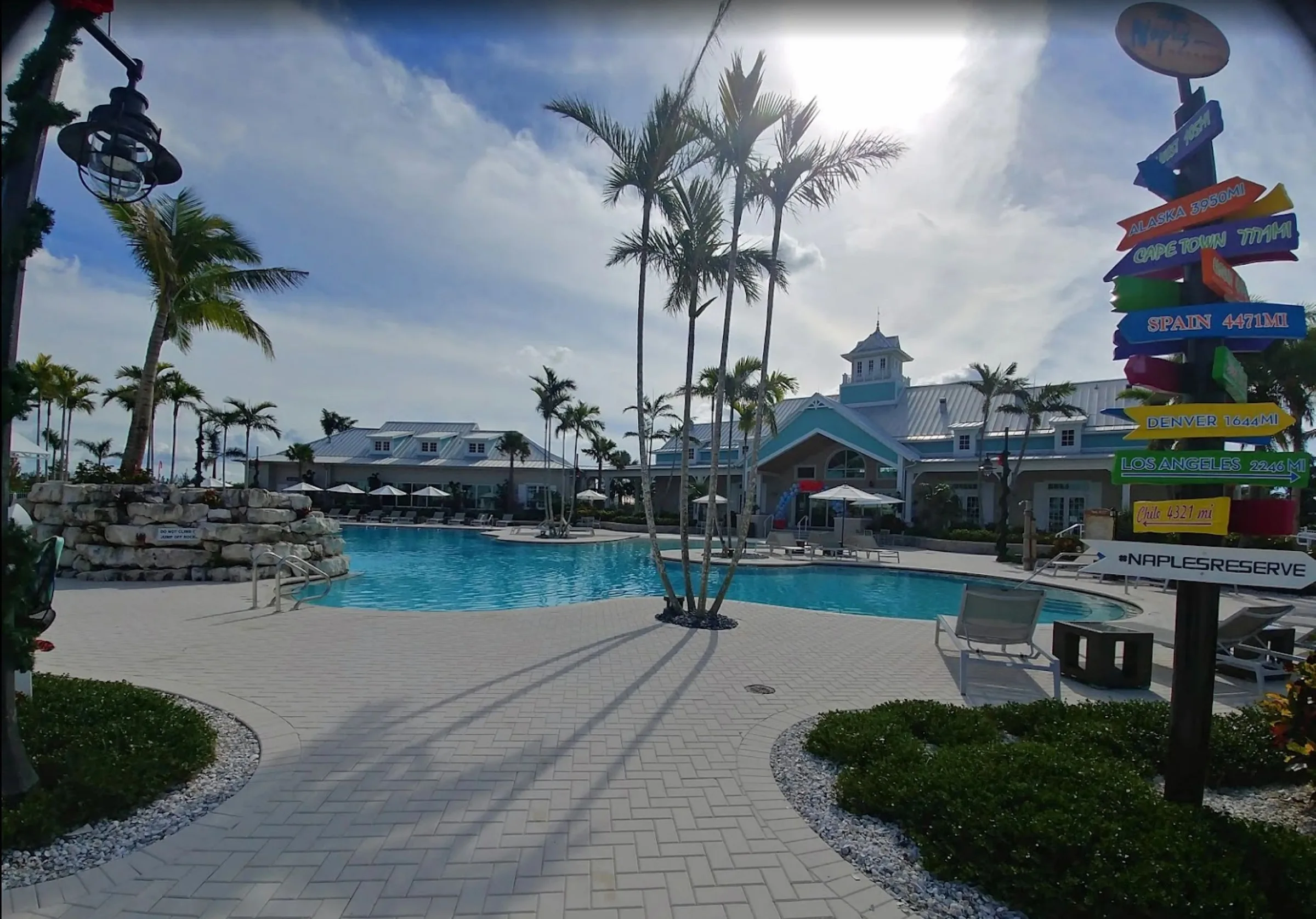 Island Club clubhouse and pool deck