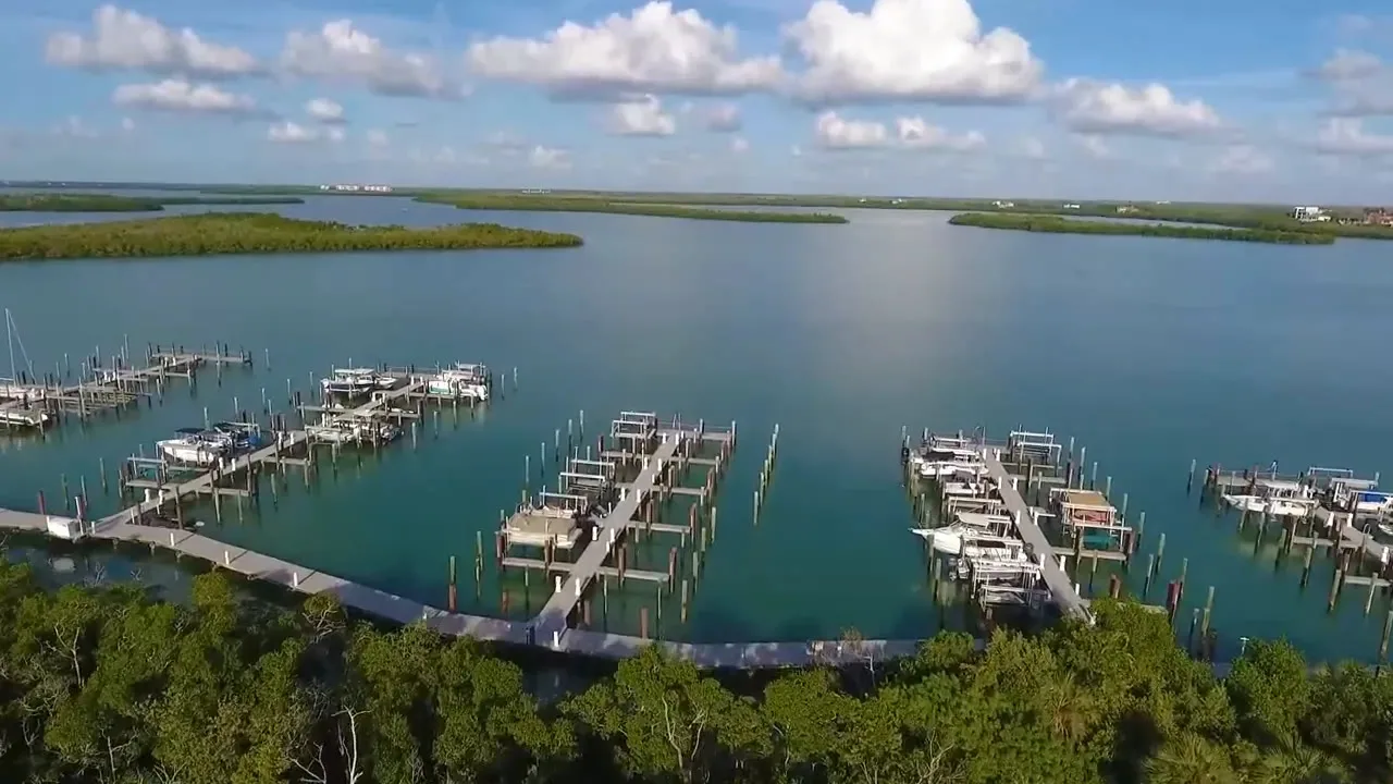 Key Marco community marina docks