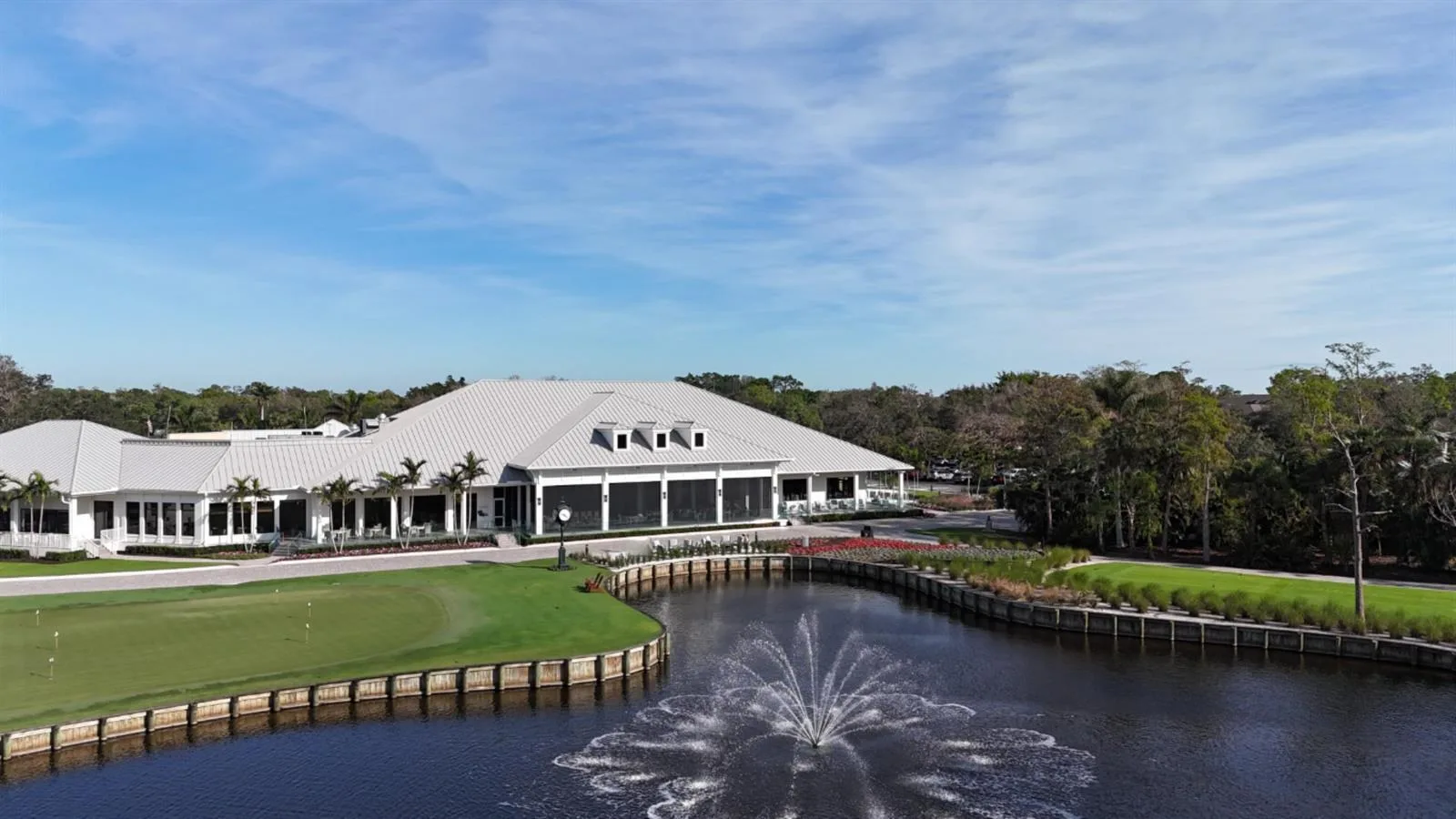 Clubhouse at Eagle Creek Golf & Country Club (official).
