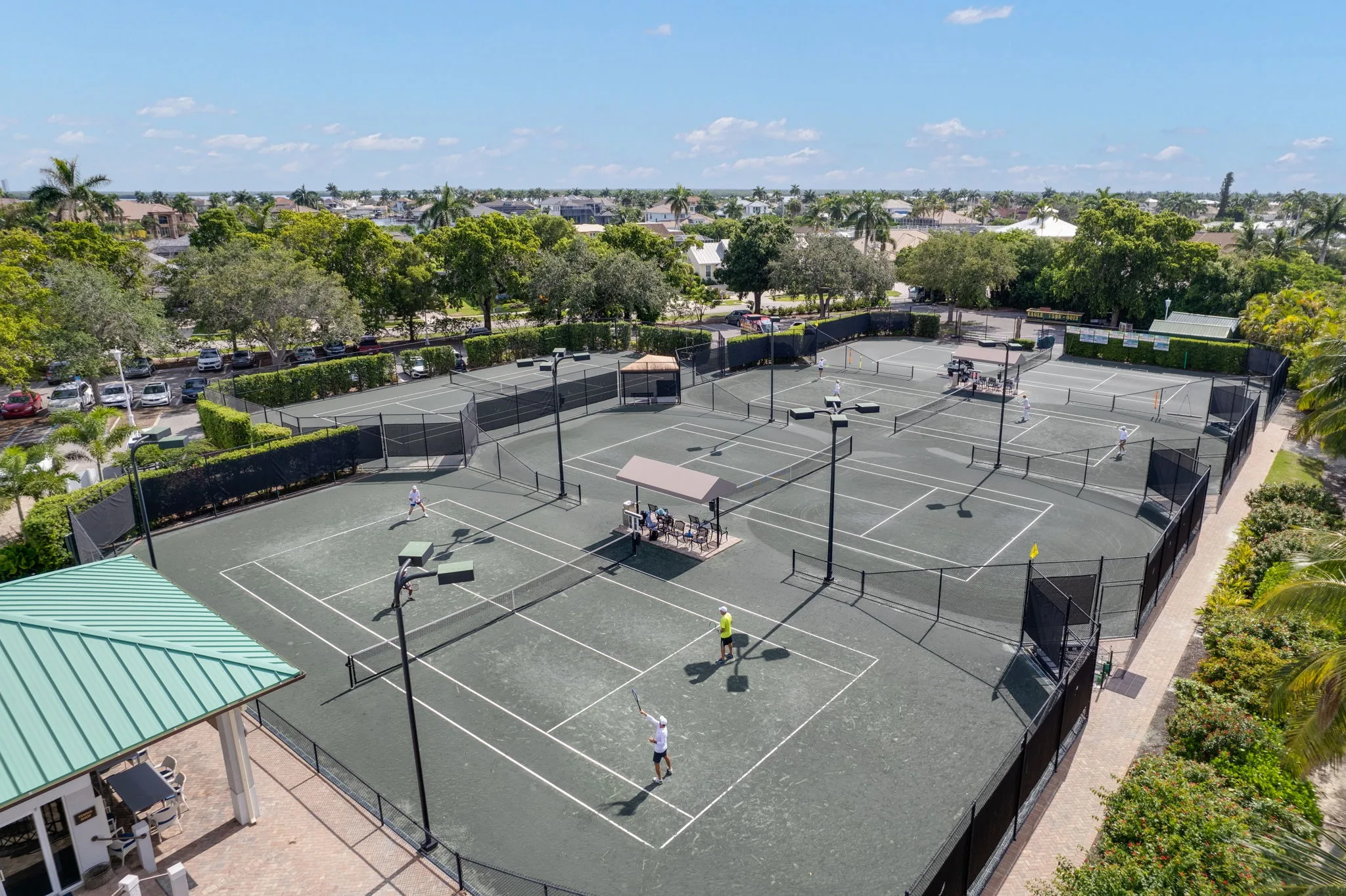 Tennis courts at Island Country Club, Marco Island (official club site).
