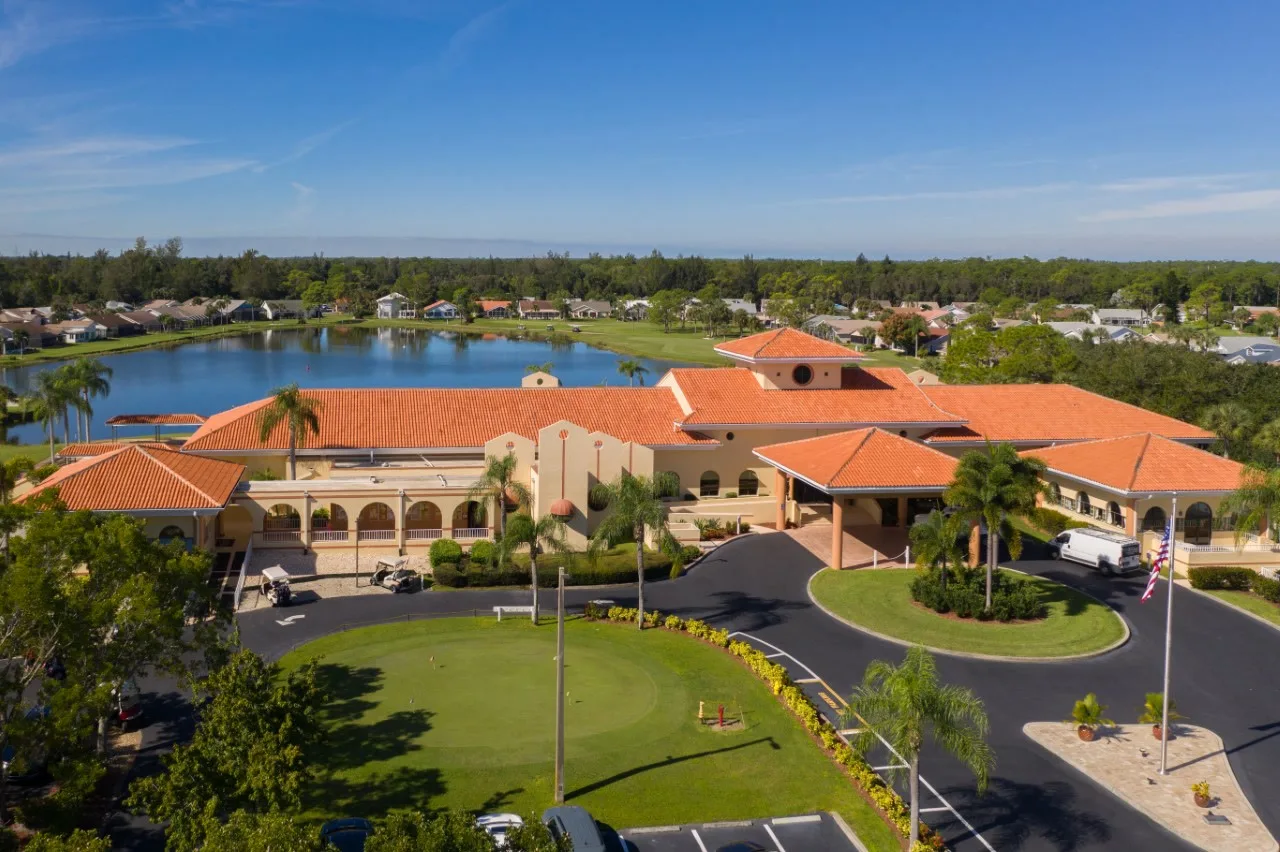 Aerial of the Sabal Springs putting green
