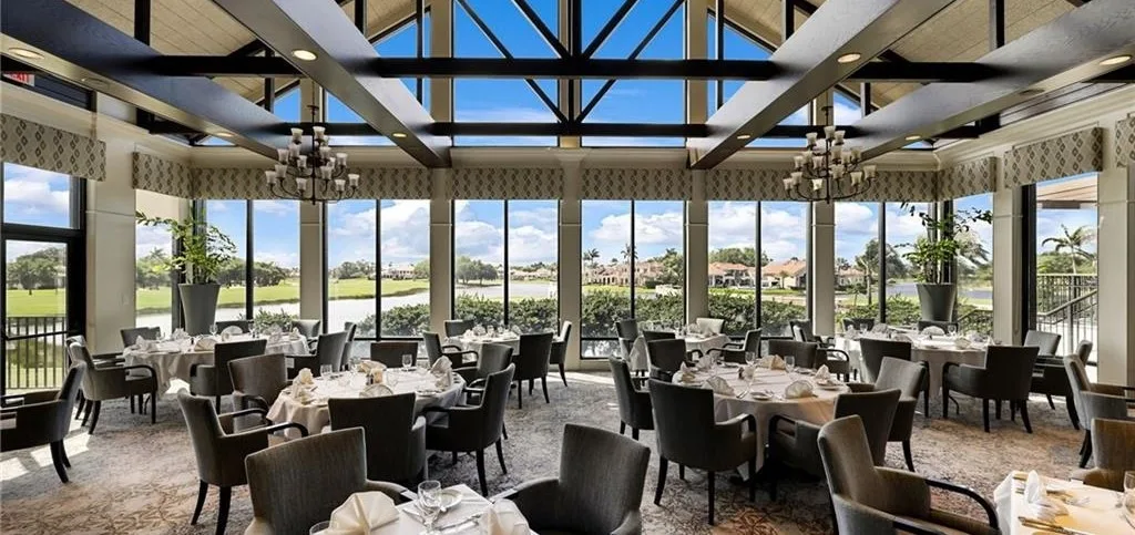 Clubhouse dining room overlooking the course at Fiddlesticks (official).