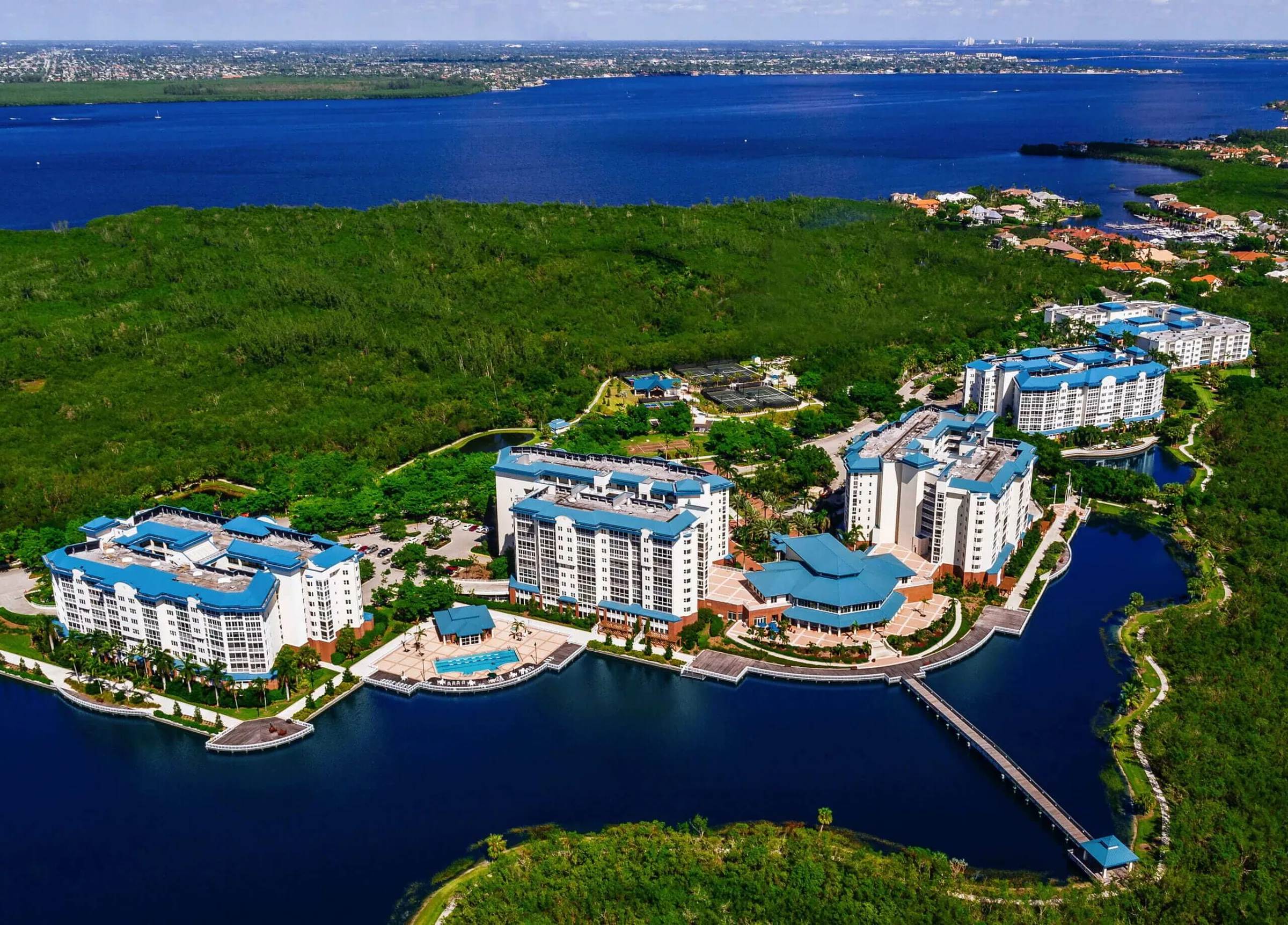 Woodlands residences aerial at Shell Point (official press images).