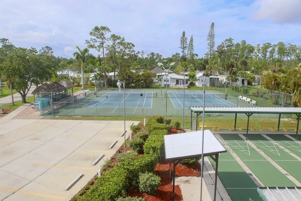 tennis and pickleball courts