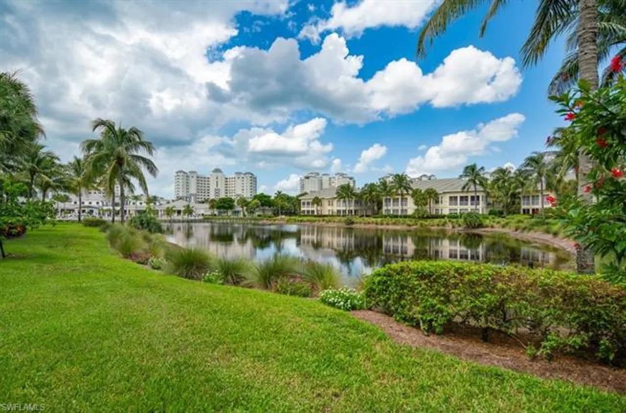 Lake and landscaped grounds at The Dunes of Naples.